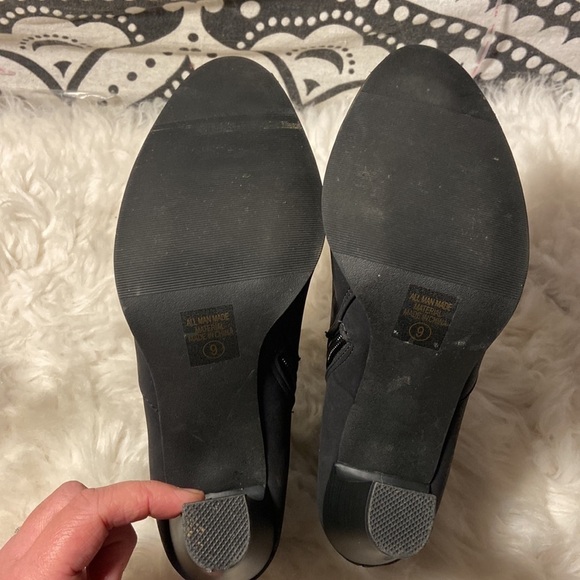 D Heart black, zipper ankle boots Block Heel Size 9 - Picture 10 of 11